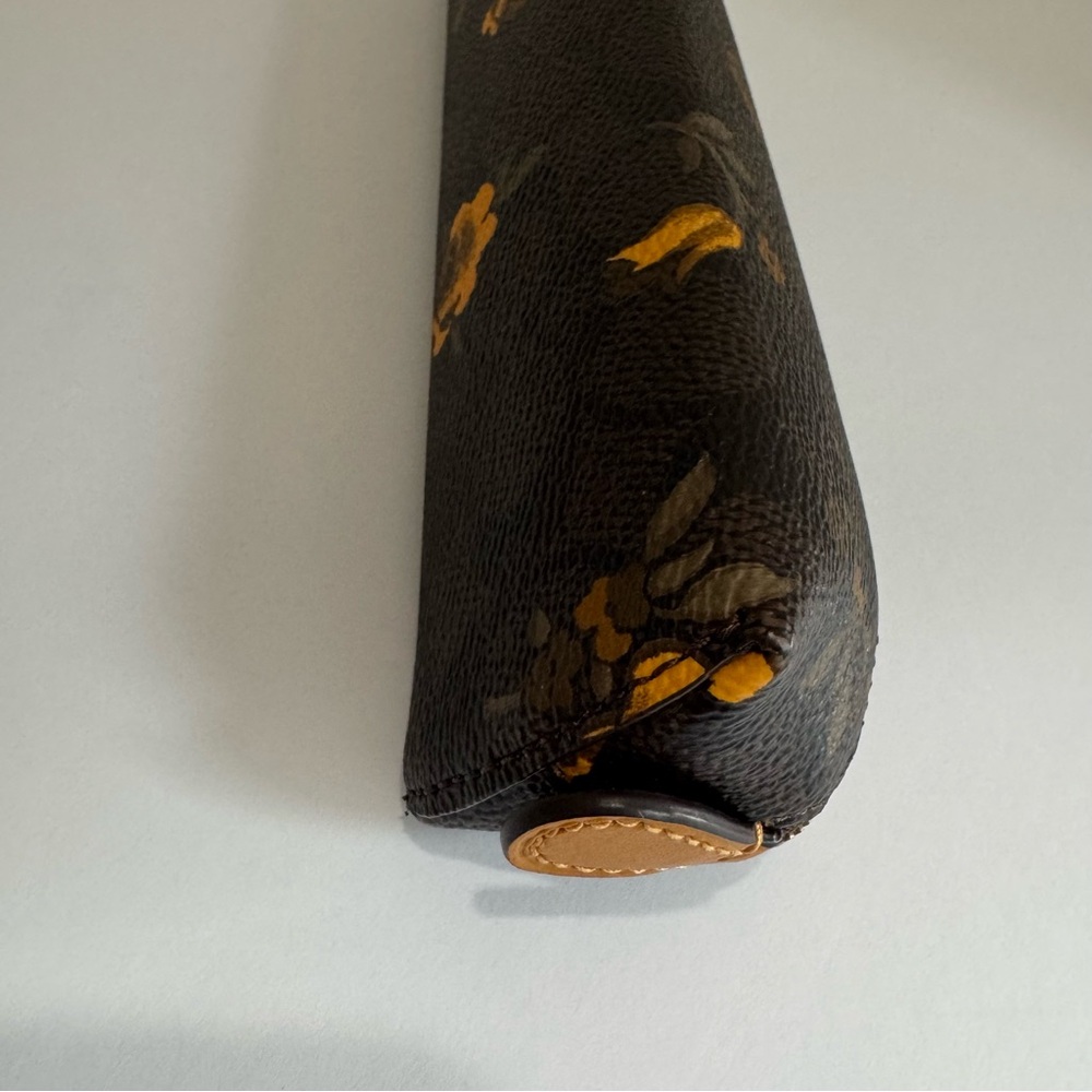 Coach CCI83 Signature Canvas Floral Print Pencil Case Walnut Yellow NWT - Picture 9 of 15